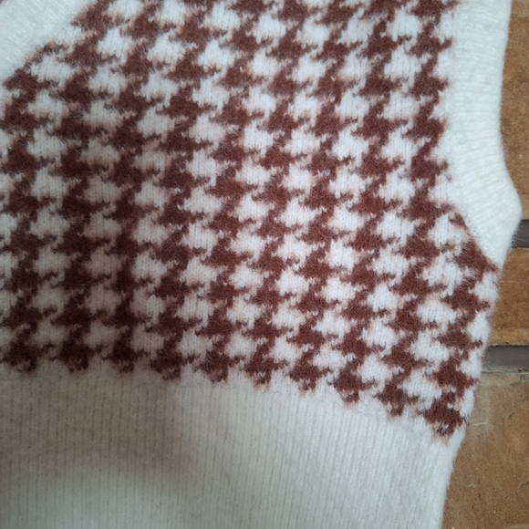 Kendall + Kylie School Girl Sweater Vest XS - Picture 9 of 11